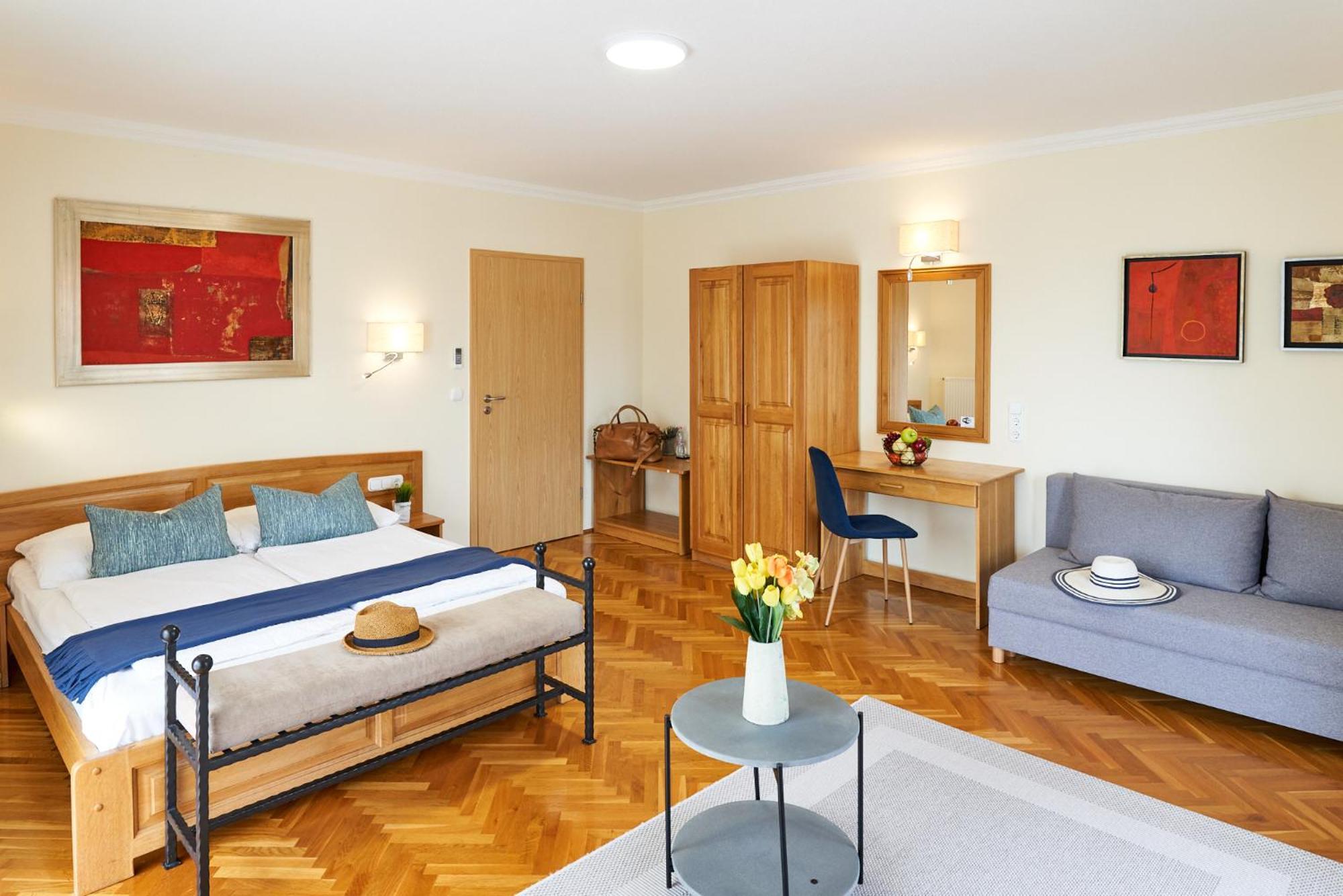 Plattensee Hotel 3*